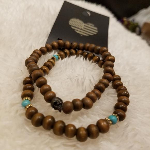 Brandy Melville Wood Turquoise Skull Boho - Picture 3 of 3